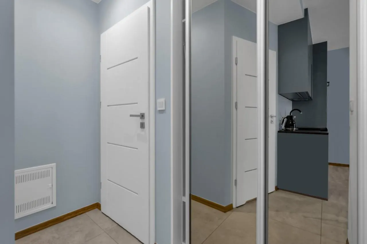 Apartamento Warsaw Airport Studio With Private Terrace
