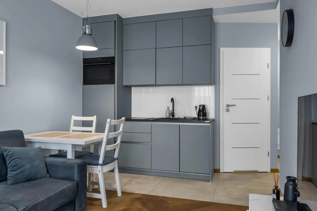 Apartamento Warsaw Airport Studio With Private Terrace Polonia